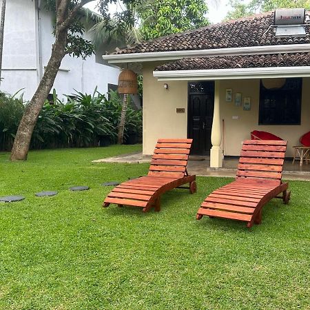 Almayans Bungalow Унаватуна Экстерьер фото