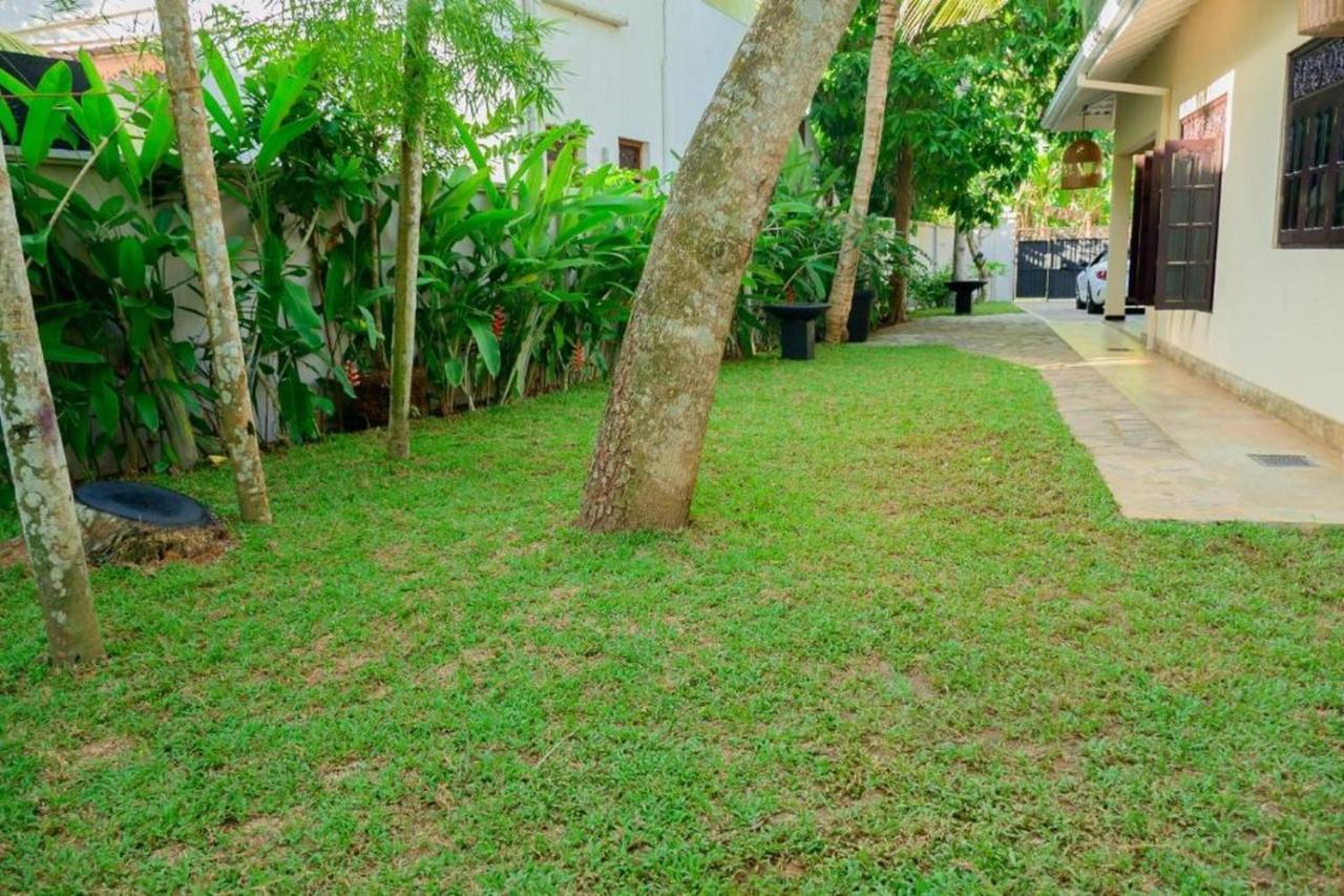 Almayans Bungalow Унаватуна Экстерьер фото
