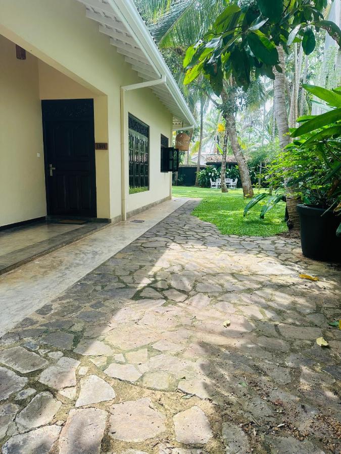 Almayans Bungalow Унаватуна Экстерьер фото
