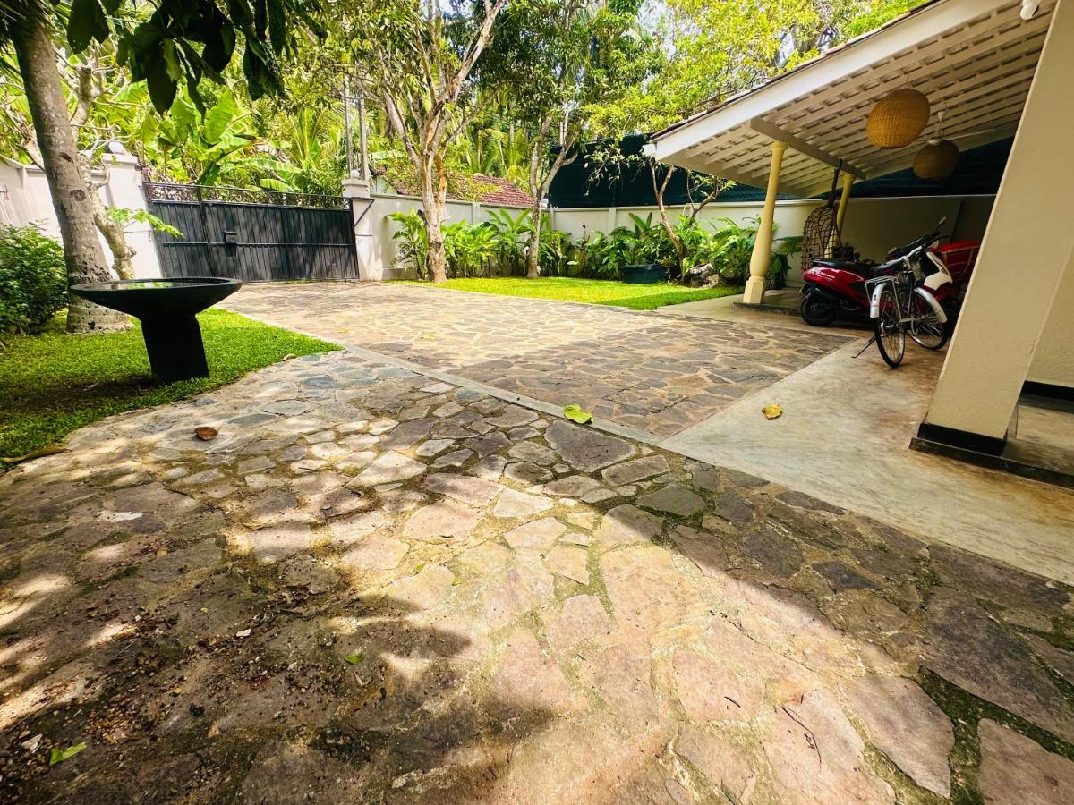 Almayans Bungalow Унаватуна Экстерьер фото