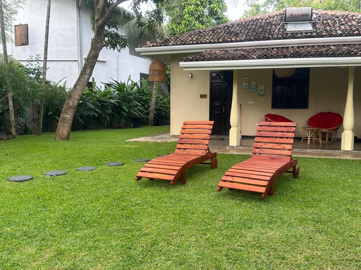 Almayans Bungalow Унаватуна Экстерьер фото